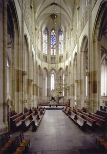 500845 Interieur van de Domkerk (Domplein) te Utrecht: koor.